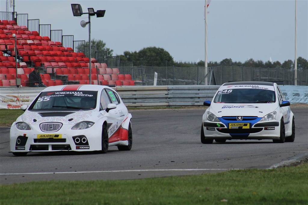 Hverken Lars Christensen (55) eller Steen Lehmann (248) har en dåbsattest af nyere dato. Men de to Oldboys havde nogle gode dueller, omkring pointene til netop den titel.
(Foto: JJ Media)